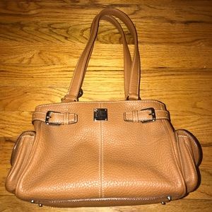 ✨ Dooney & Bourke Bag 🦆
